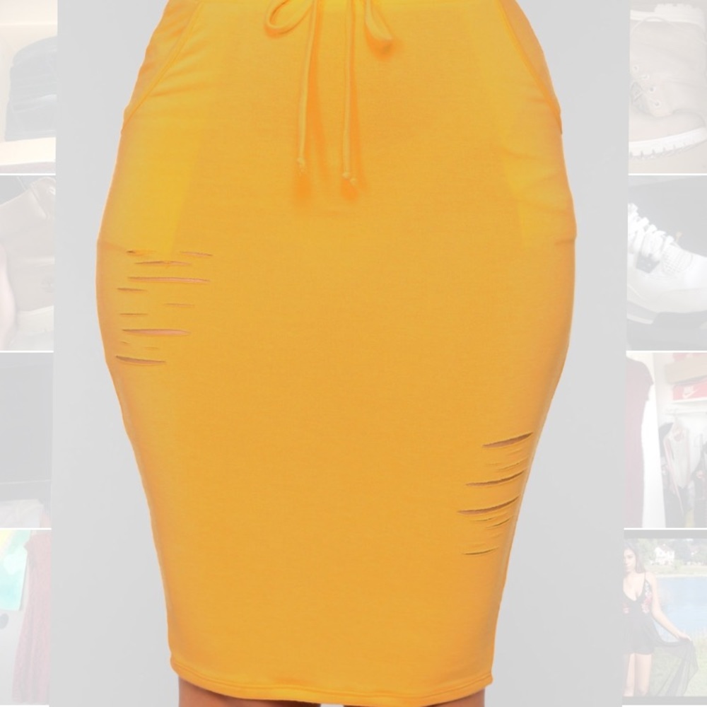 Skirt - Picture 2 of 2